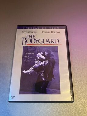The Bodyguard (Special Edition) DVD - White & Purple Cover